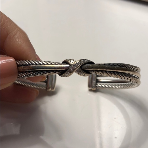 David Yurman X Cross Over Cuff with diamonds - Picture 4 of 4